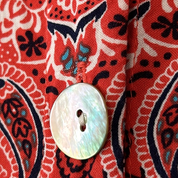 Anthropologie's Fig & Flower Paisley Border Print Tank w Abalone Buttons in Back - Picture 6 of 10